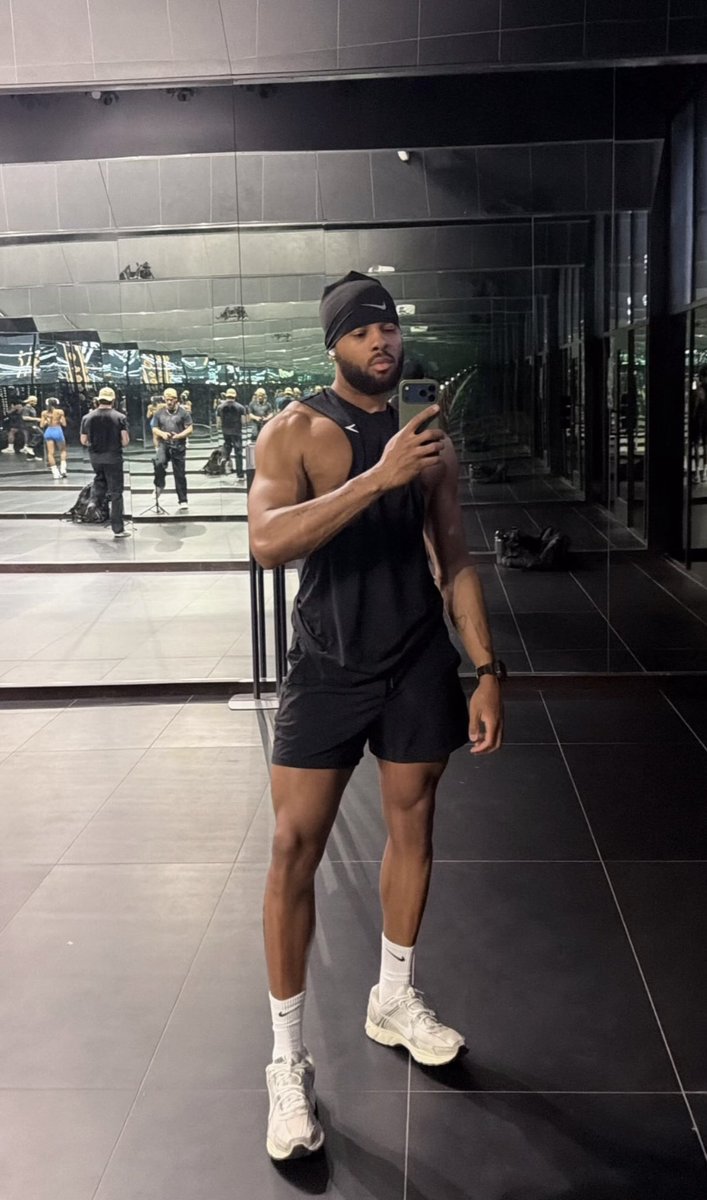 mr. bigs tweet media