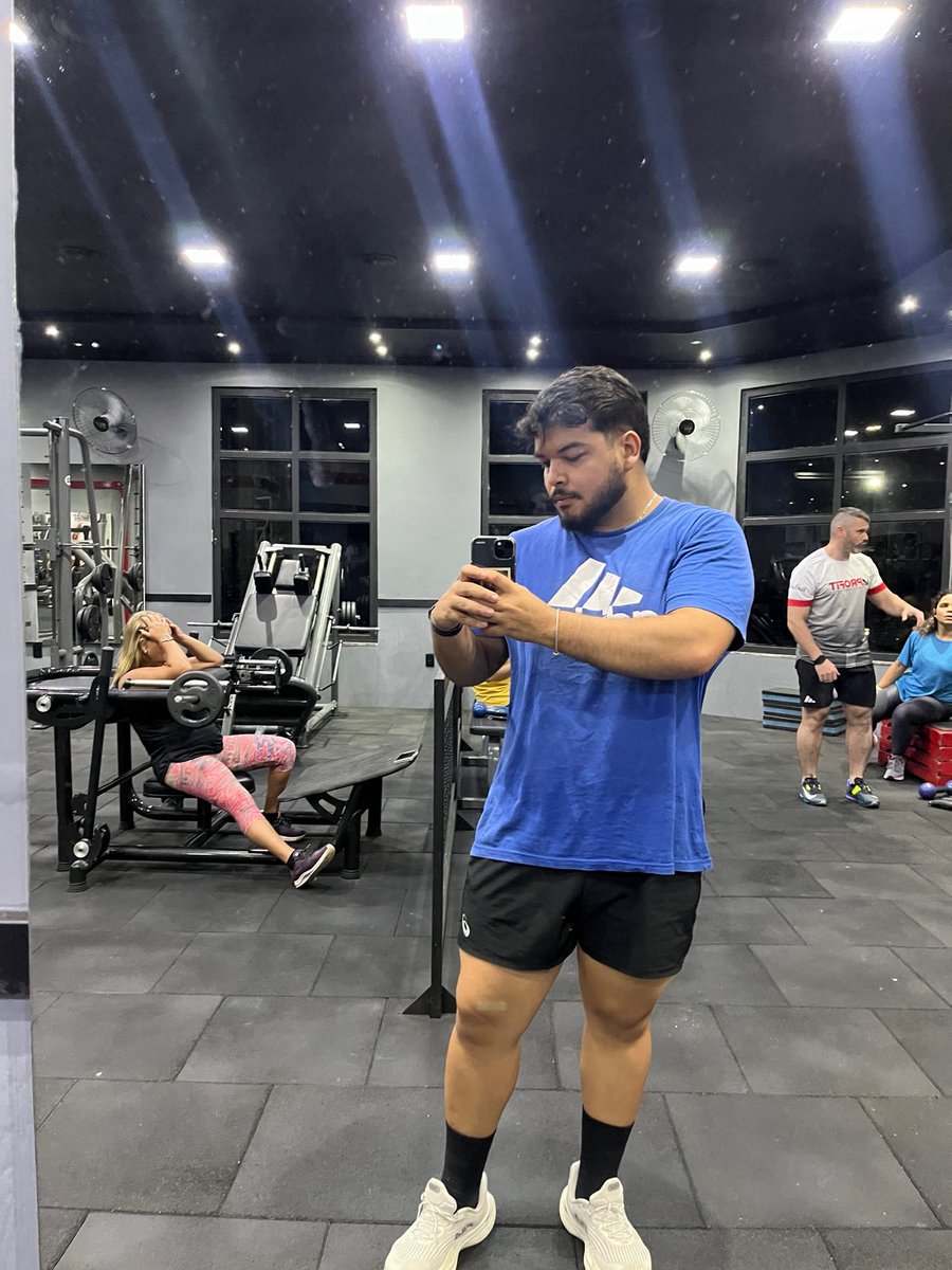 Samuel Rosa tweet media