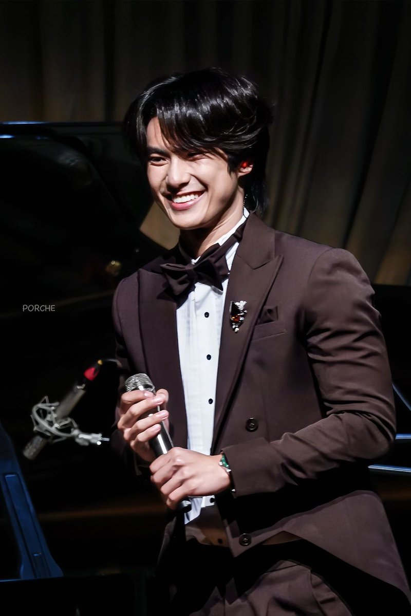 hourly ohmpawat tweet media