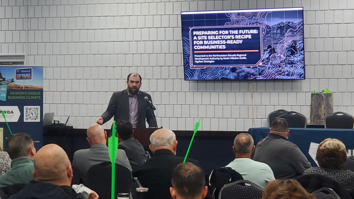 NNRDA's tweet photo. 🎯 Economic leaders from across the U.S. &amp; Canada gathered in Elko for NNRDA’s #OnTargetNV event—focused on aligning strategy and driving growth in Northeastern Nevada.
📈 GRP up 36.2% since 2020
🏆 Honored partners like Sandvik, City of Wells &amp; WaFd Bank
💬 Real momentum. https://t.co/Ug99SesYks
