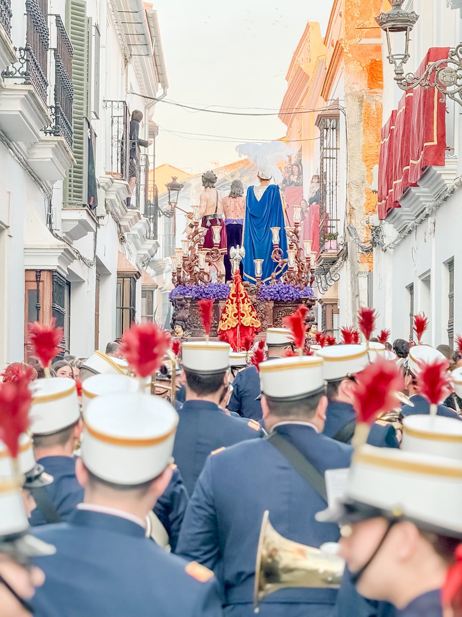 Termina nuestro acompañamiento a <a href="/HumildadOsuna/">Hdad. Humildad Osuna</a>. 

Gracias a la Hermandad y al pueblo de Osuna por hacernos disfrutar un Jueves Santo más. 
#SemanaSanta26