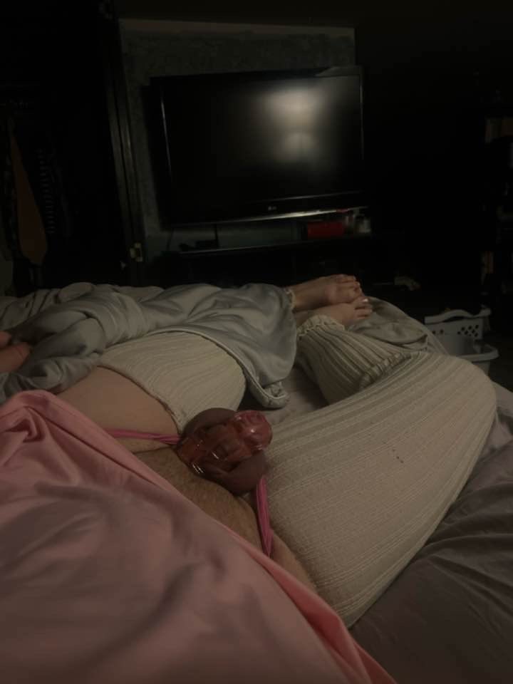 CalH_21's tweet photo. Been a while since exposing my last sissy bitch, but a new one is just begging for it. Say hi to Amelia! This slutty sissy is just begging to be used an abused like the girly little fuck toy she is

Kik: cutiemuffinpie1 https://t.co/gVJCTPoYA2