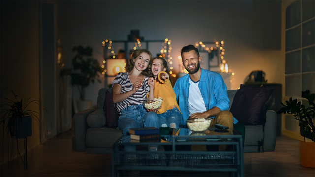 JasonEffectv's tweet photo. In a fragmented landscape, TV remains the channel that cuts through, connects, and converts audiences. #ComcastEmp https://t.co/hS9h3AKTp1 https://t.co/OBd0OKs7vc