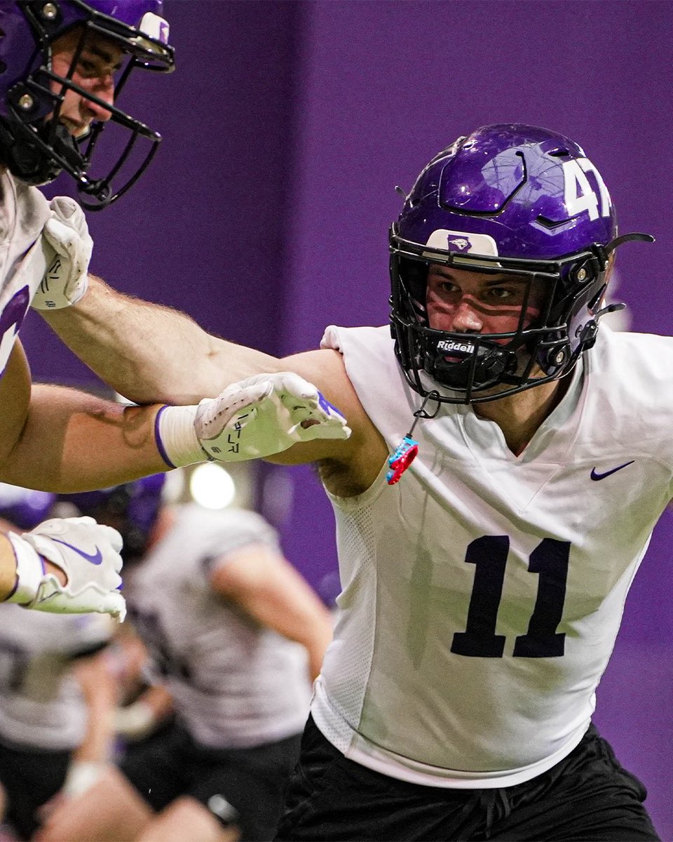 UNI Football tweet media