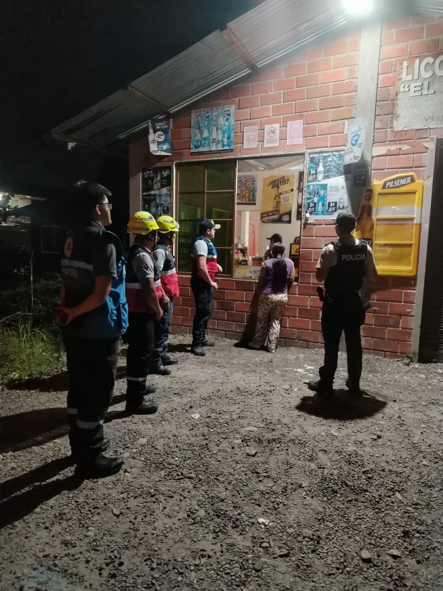 📍CANTÓN ARAJUNO

La Comisaría con el acompañamiento del Cuerpo de Bomberos de Arajuno y <a href="/PoliciaEcuador/">Policía Ecuador</a>, realizaron la visitas a licorerías y billar, para el control de permisos de funcionamiento 2026. 

🚨Resultados:

✔️Tres establecimientos notificados
