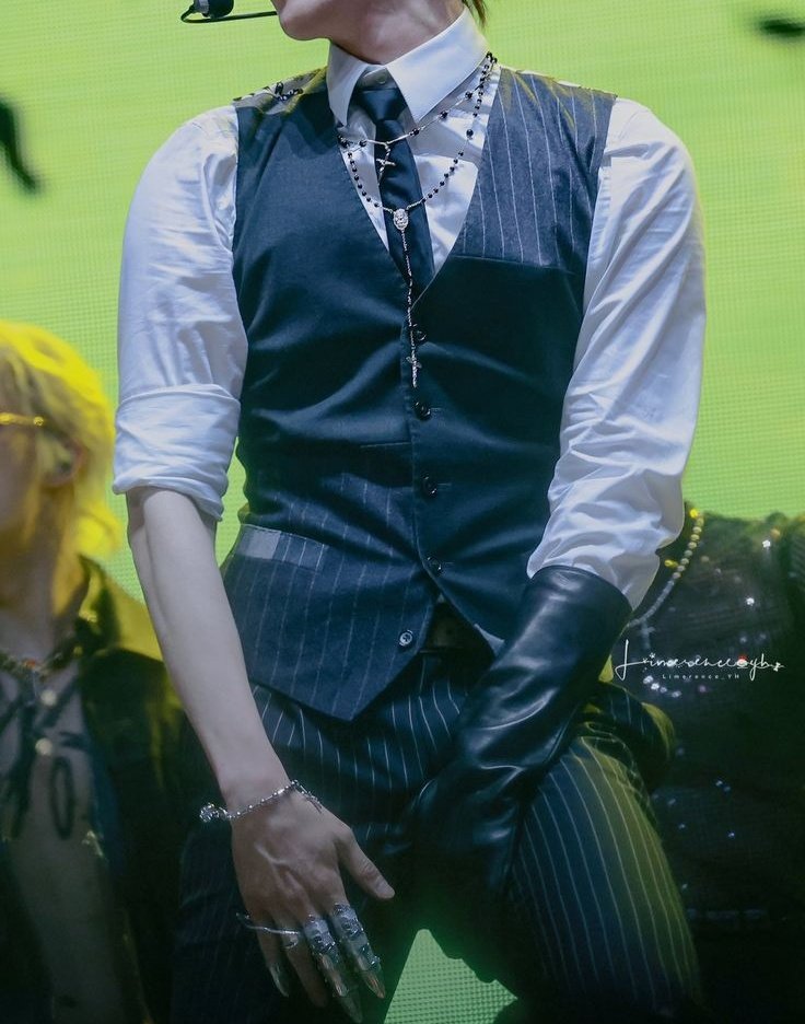 suvaquinho do yeosang tweet media