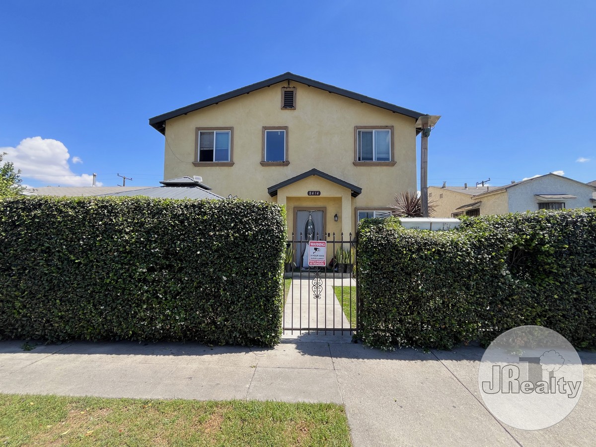 jrealty's tweet image. 8416 Hooper Ave, Los Angeles, CA 90001 

For showing: jrealty.rentkabob.com/rental?a=8416_…

#JRealty #PropertyManagement #LosAngeles #duplex #forrent #forlease

Listed by Dylan Gallagher DRE# 02036528