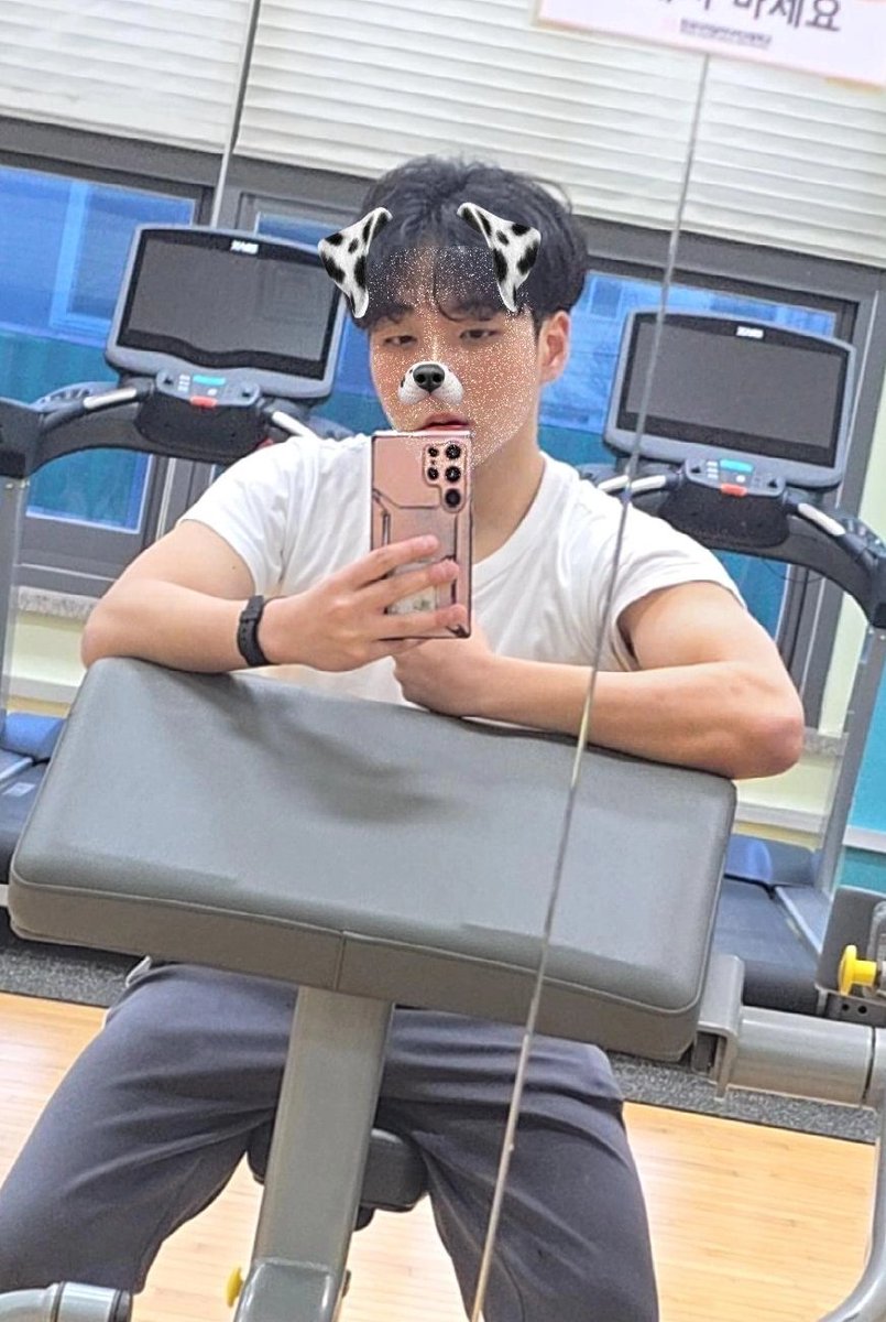 잡았죠 tweet media