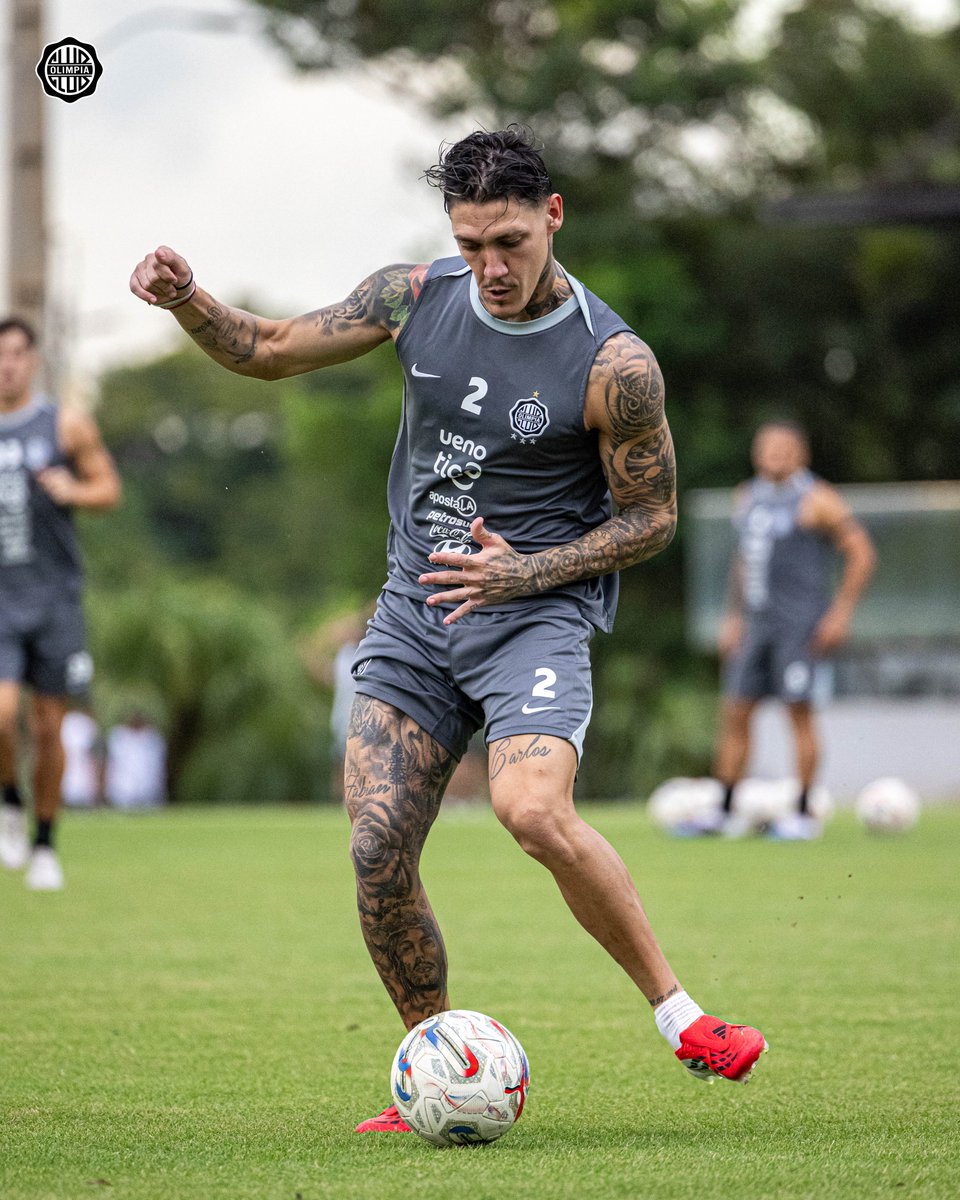 Club Olimpia tweet media