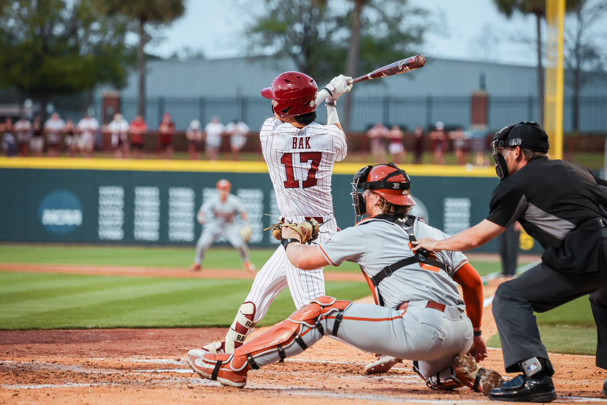 South Carolina Baseball tweet media