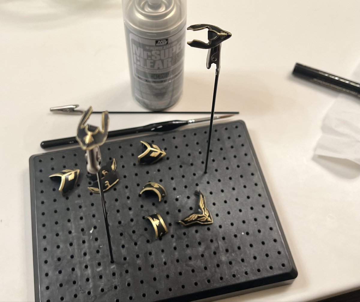 AdraWitchFamiliar tweet media