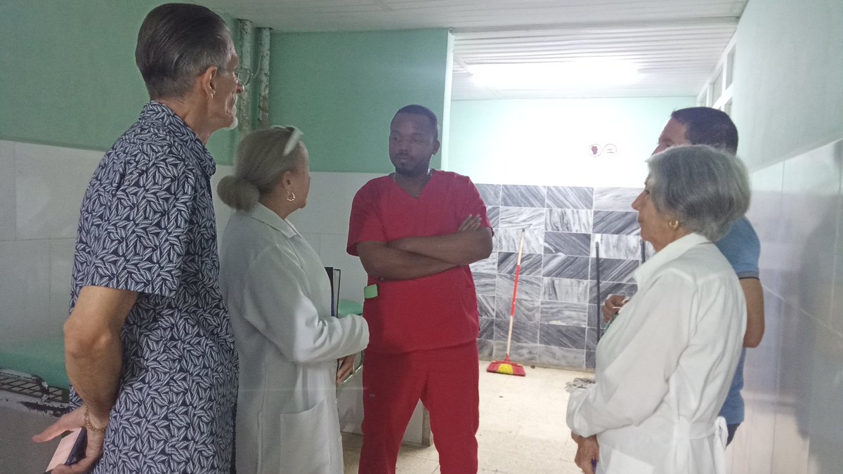 Fructífero intercambio con estudiantes de pregrado y posgrado en escenarios del Hospital Antonio Luaces Iraola de Ciego de Ávila. #LatirAvileño