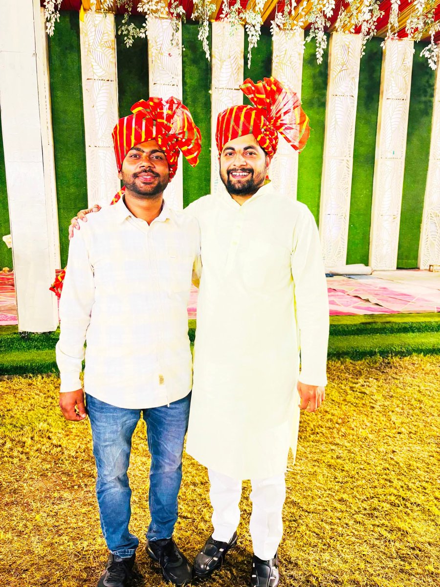 मेरे प्रिय बड़े भाई निखिल माहेश्वरी जी को भारतीय जनता पार्टी अलीगढ़ महानगर का महामंत्री बनाए जाने पर बहुत-बहुत बधाई ढेर सारी शुभकामनाएं  ऐसे ही प्रदेश में अपने नाम का तहलका मचाते रहो ऐसी मेरी शुभकामनाएं 💐💐
<a href="/BJP4UP/">BJP Uttar Pradesh</a>
<a href="/nikhilbjpyouth/">Nikhil Maheshwari (Modi Ka Parivar)</a>