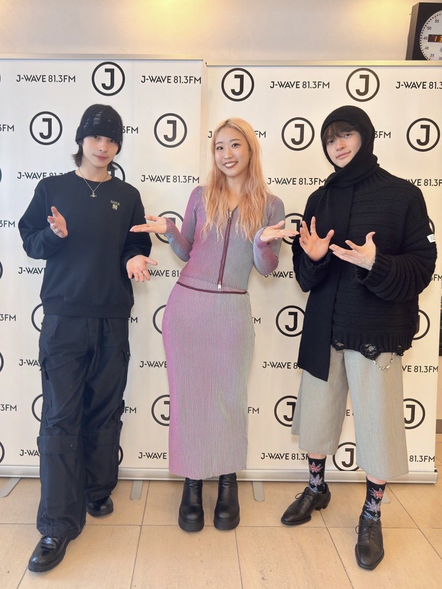 J-WAVE "SUNNY VIBES" tweet media