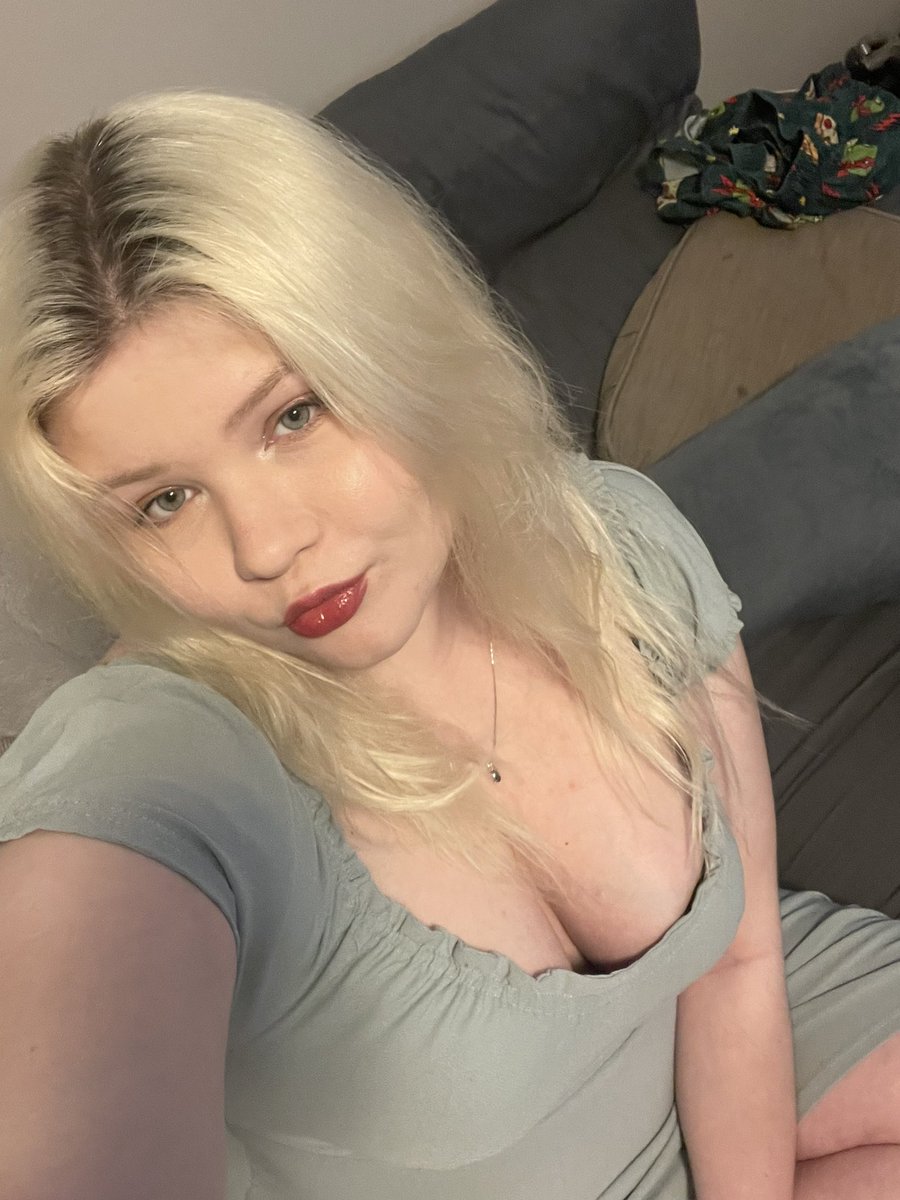 Tuesday555 🍁 tweet media