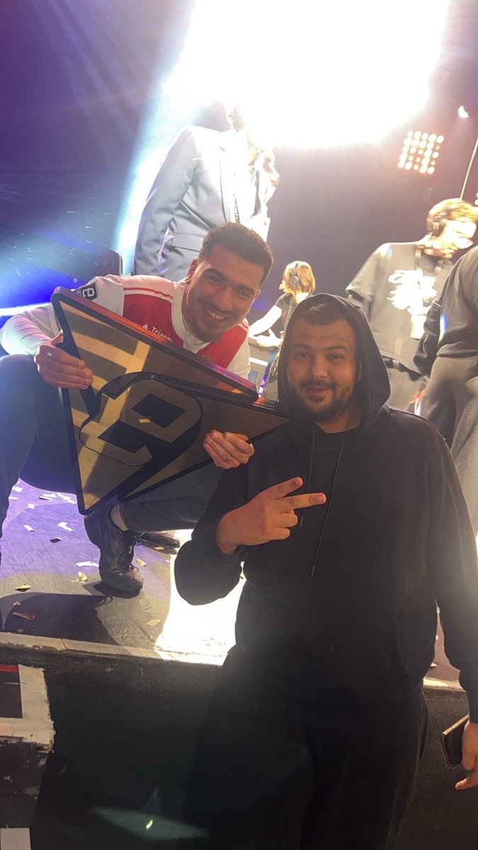 North African 🇲🇦 🍬 tweet media