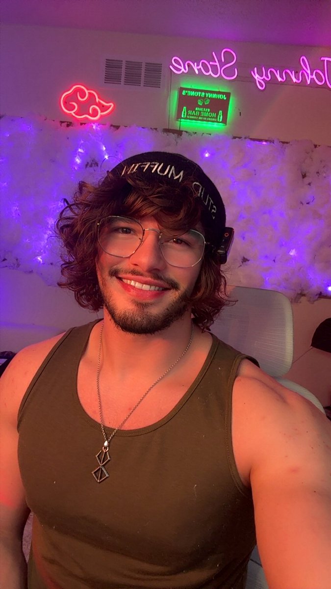 Johnny “No Manners” Stone 🦂 tweet media