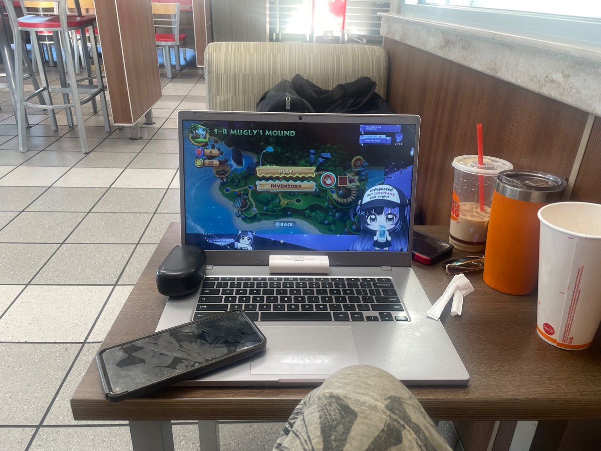 three morons tweet media