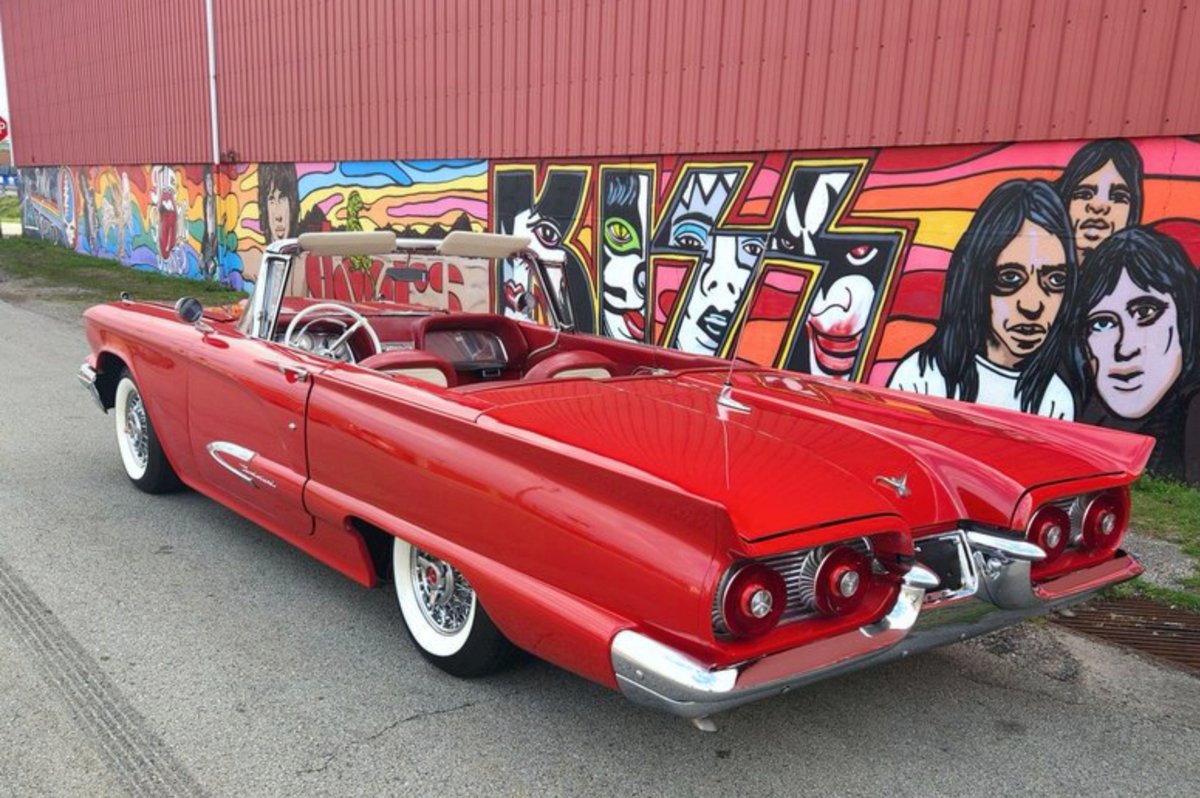 eClassicAutos tweet media