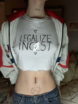 GirlGirl tweet media