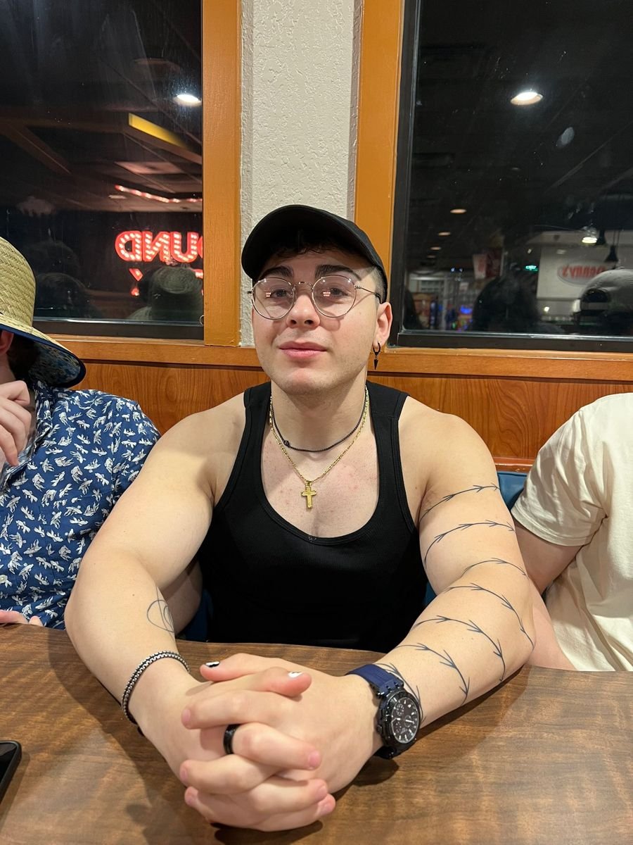 ᯓ yumi's PR manager tweet media