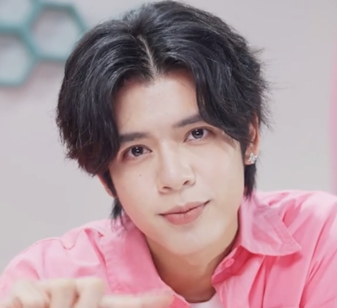 RaBBiT_MiLkY's tweet image. จังหวะนี้คือละลายเด้อ สายตาแบบอ้อนมาก ไม่ซื้อตามได้หรอค้าบ

#DRJxDorn_NexT1DE #DrJ #oralcare #drjoralcare
#DORN #DornKhumraj #drjfoamdent