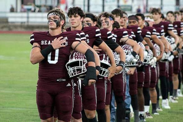CoachWhitaker3's tweet photo. De Leon ISD is hiring an Offensive Coordinator coaching O-Line or best fit!

Returning Starters - 6/6

2025
Varsity: 9-4, 45 ppg
JV: 7-2, 31 ppg

Great stipends &amp; pay! TIA approved!

Teaching:
CTE-Business/HS PE or Best Fit

Email resume to bwhitaker@deleonisd.net

@Matt_Stepp817 https://t.co/dnrlySVsRu