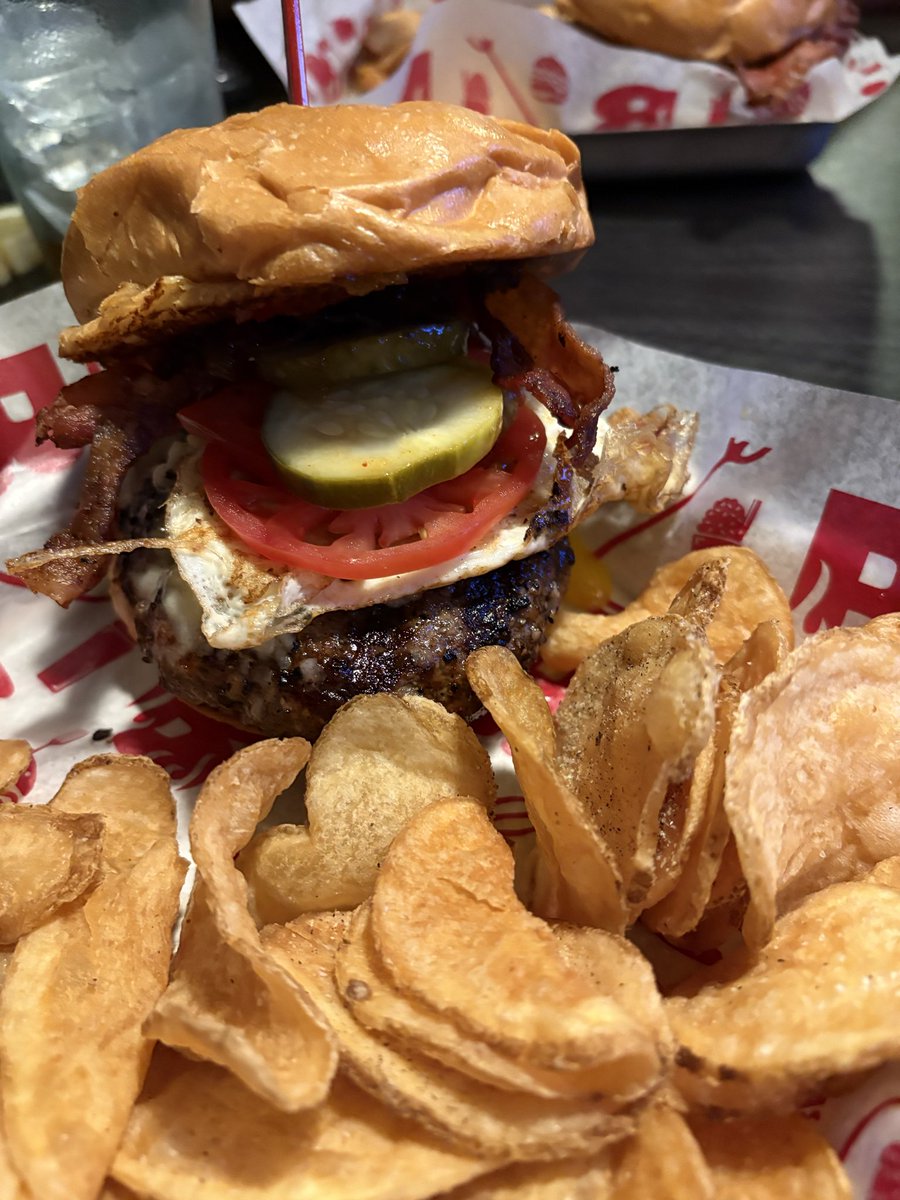 Joe Bailey tweet media