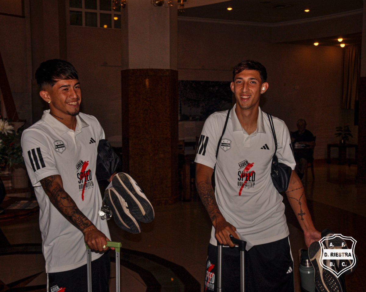 Deportivo Riestra tweet media