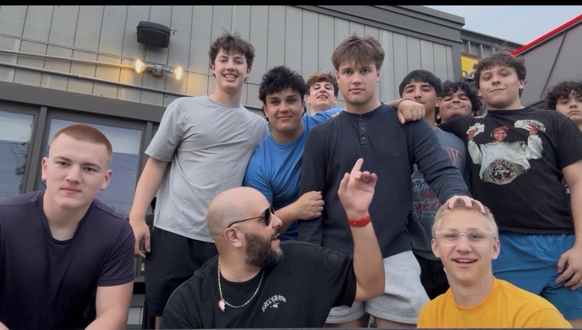 Coach Velasquez tweet media