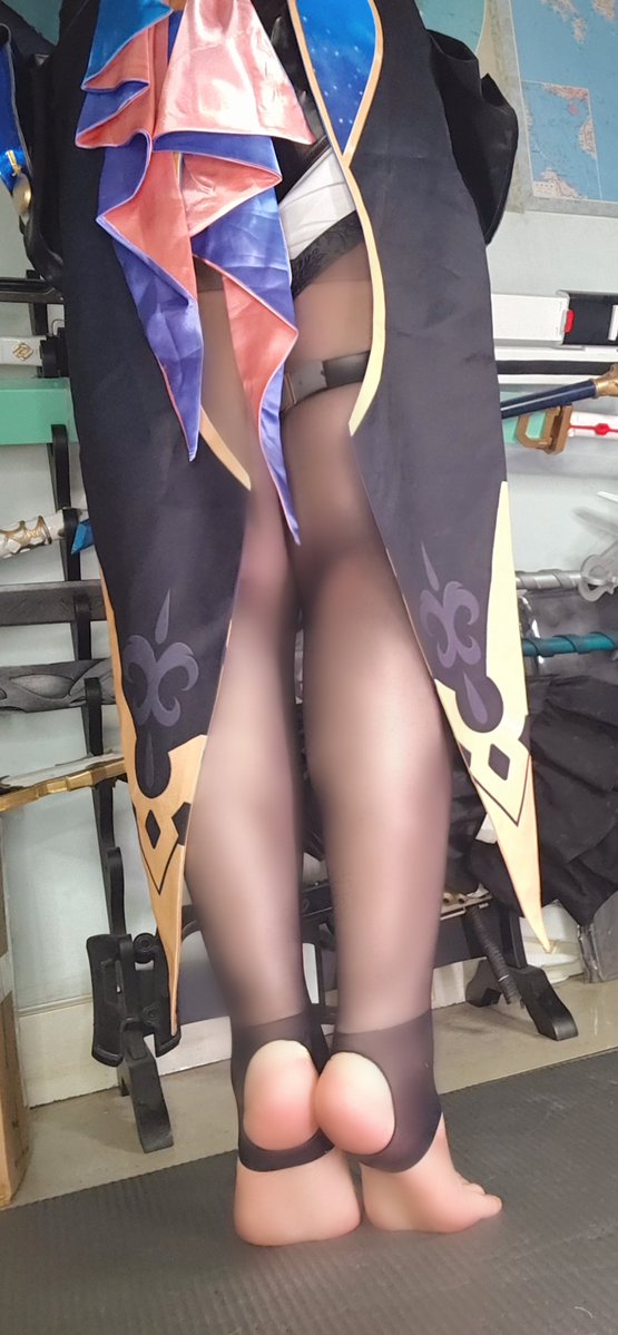 foglantau's tweet photo. 赛飞儿和踩脚袜更搭哦
#Cosplay #HonkaiStarRail #Cipher https://t.co/JAHpJ6mYgJ