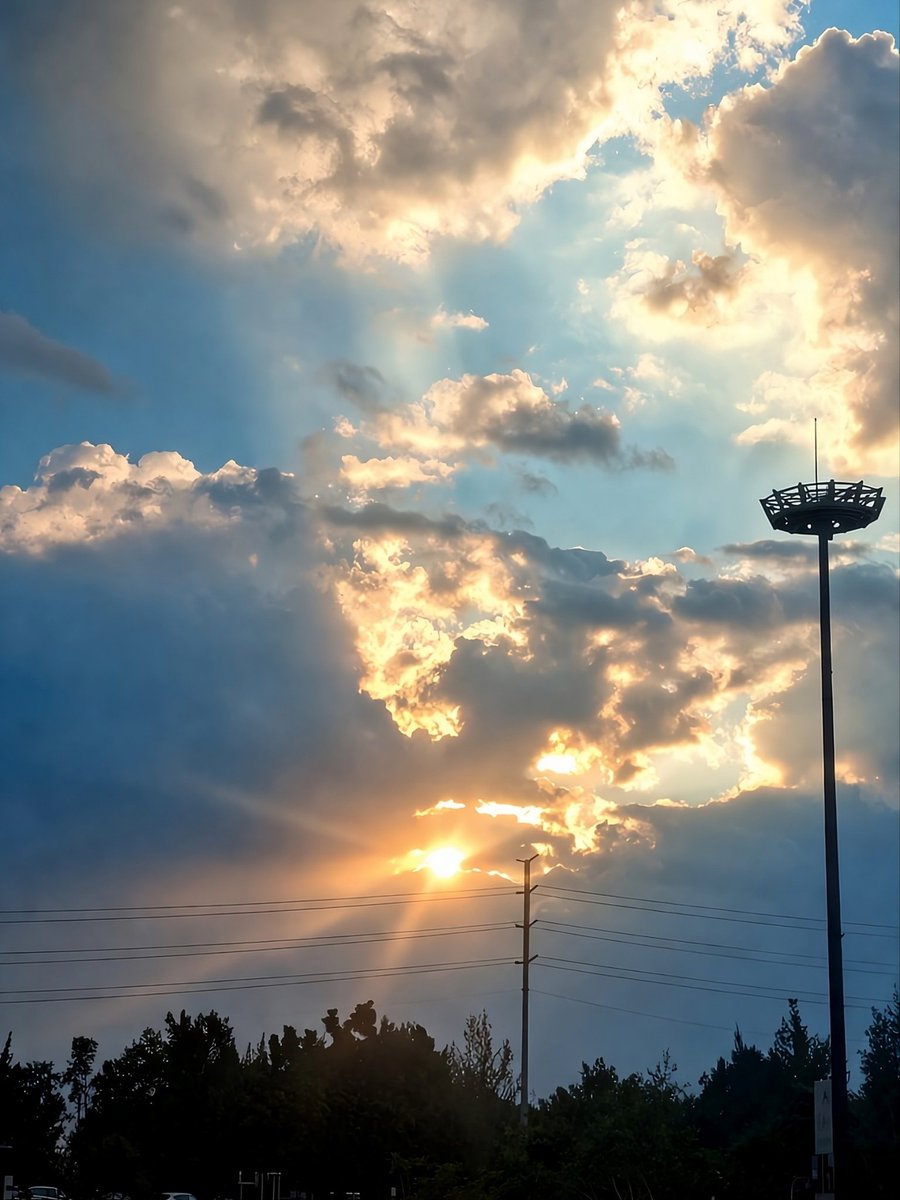 José Luis García Parra tweet media