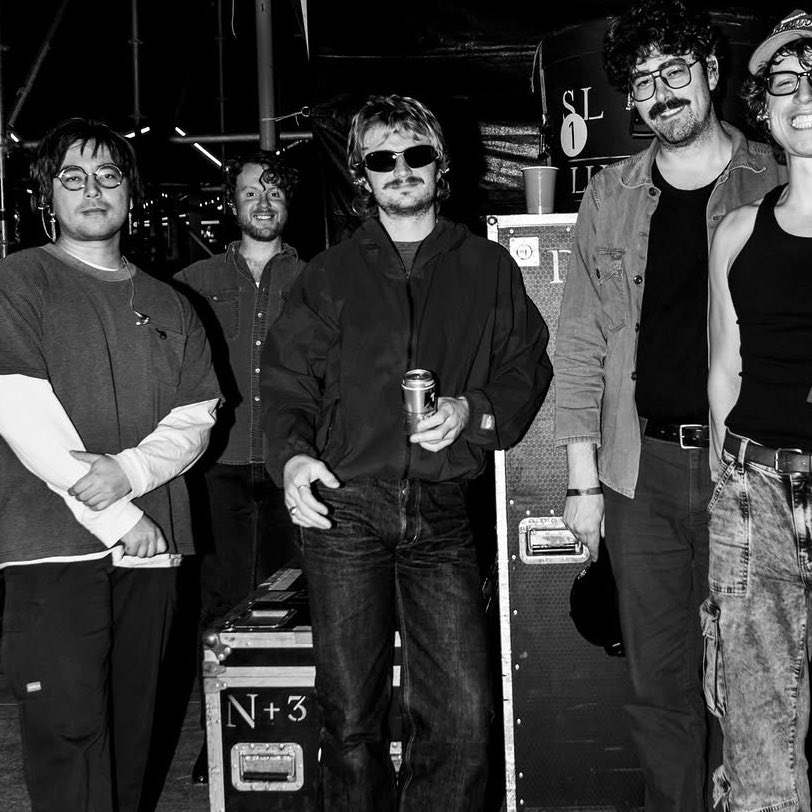 lu 🎱⋆ ⸝⸝ KISS ALL THE TIME tweet media