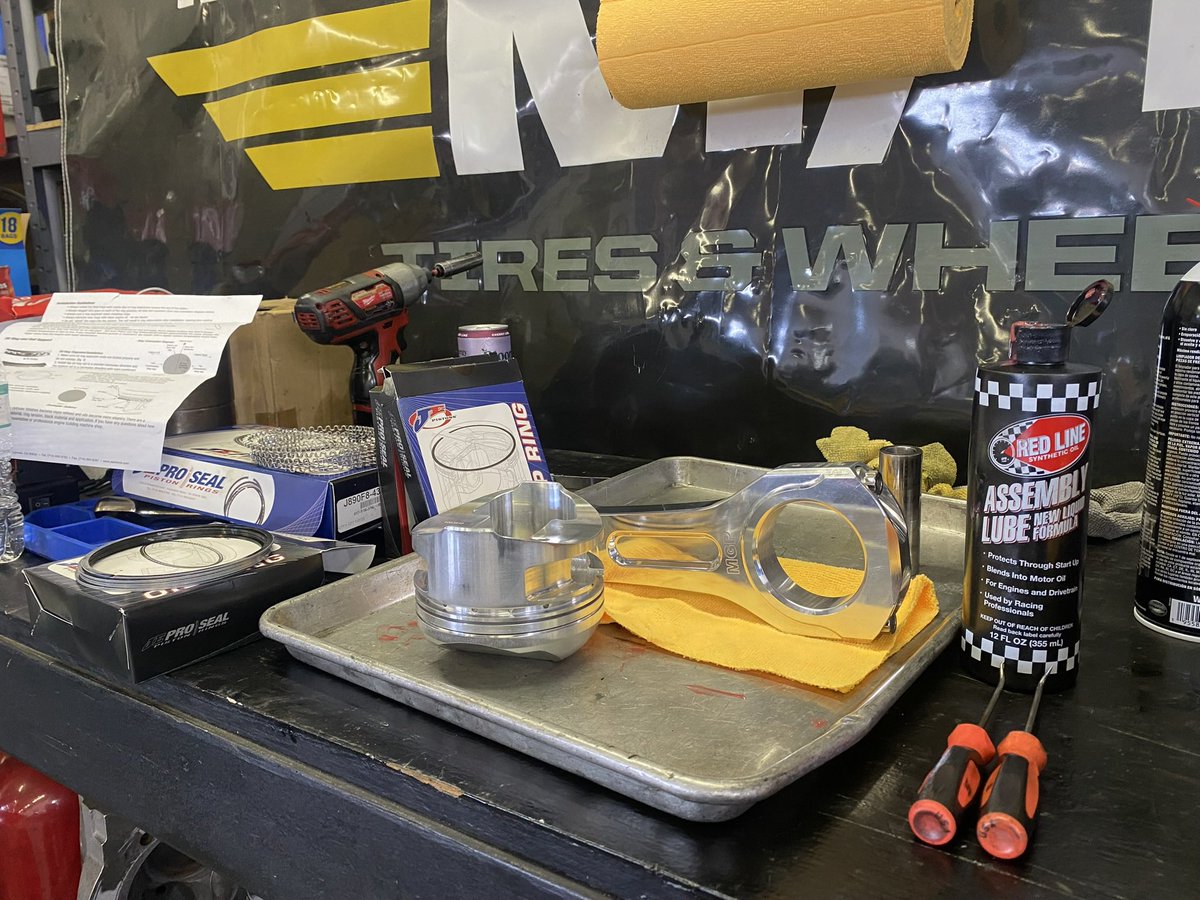 frankhawleydrs's tweet photo. New MGP Connecting Rods for the Funny Car this week 👍👍
#frankhawleydragracingschool
#manleyperformance
#mgpconnectingrods https://t.co/xvC58aQyaQ