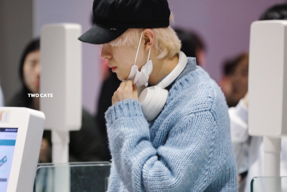 𝑻𝑾𝑶 𝑪𝑨𝑻𝑺 tweet media