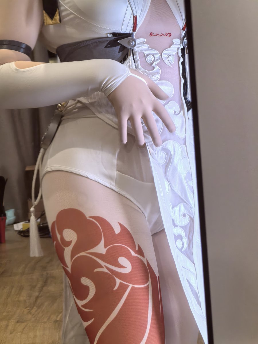 米斯白 tweet media