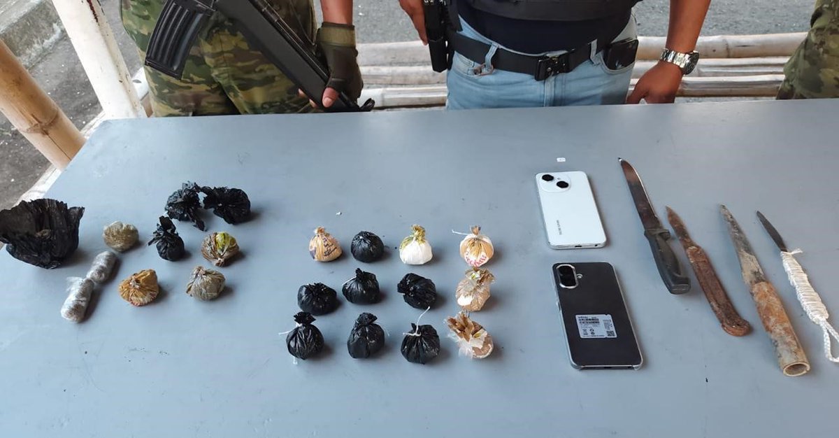 Fuerzas Armadas del Ecuador tweet media