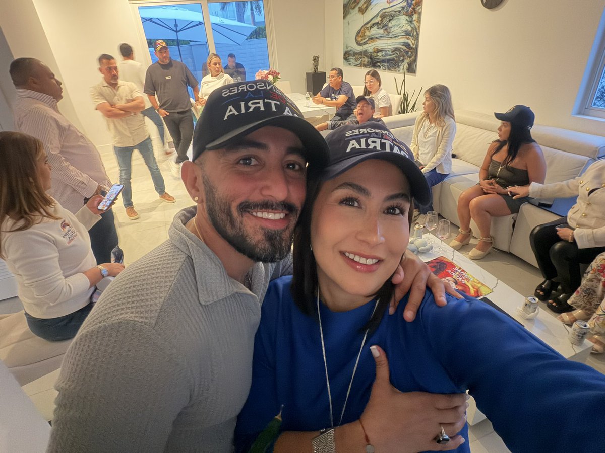 Liliana Castaño tweet media