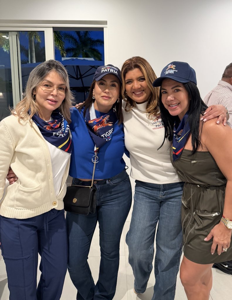 Liliana Castaño tweet media