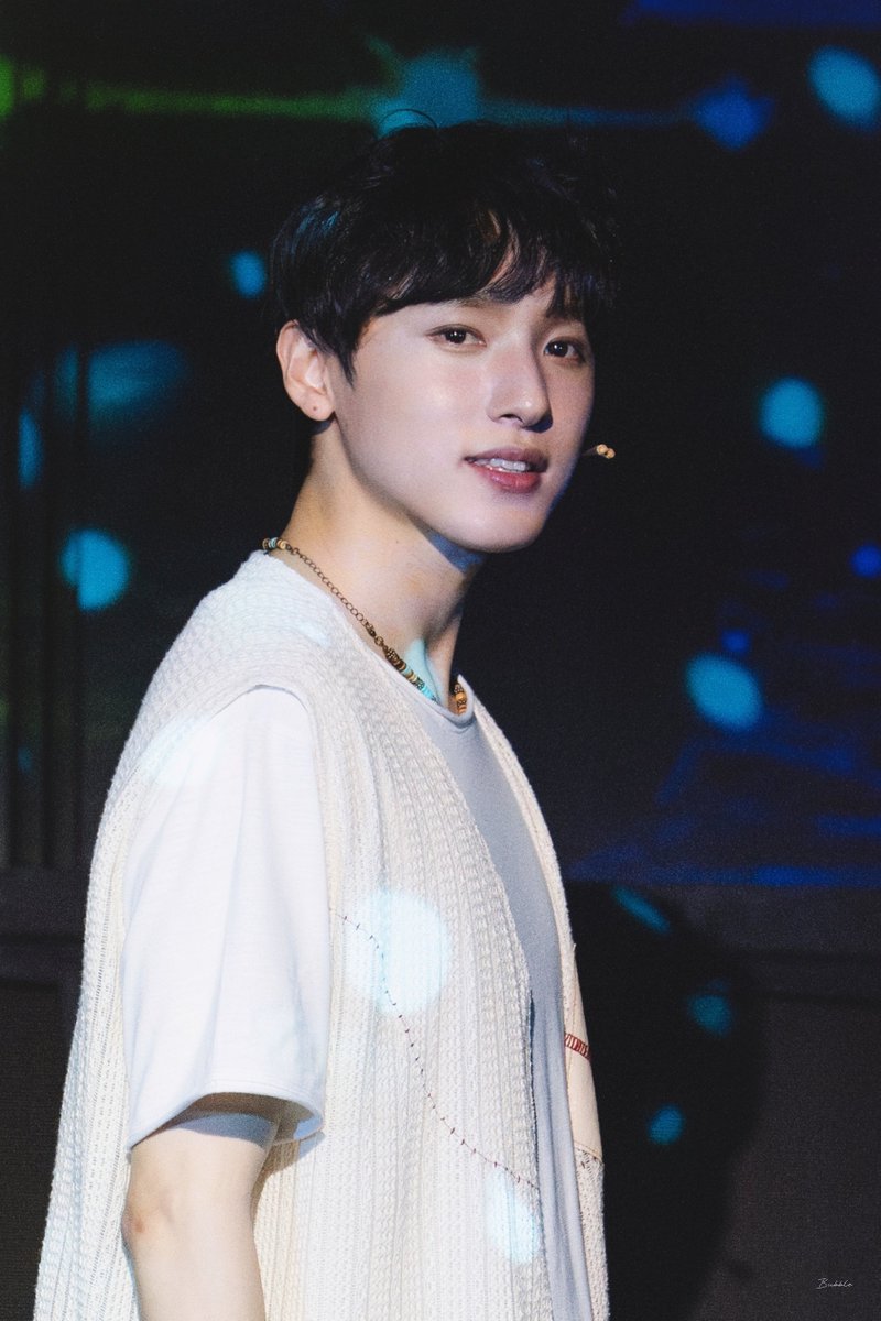 ʙᴜʙʙʟᴇ tweet media