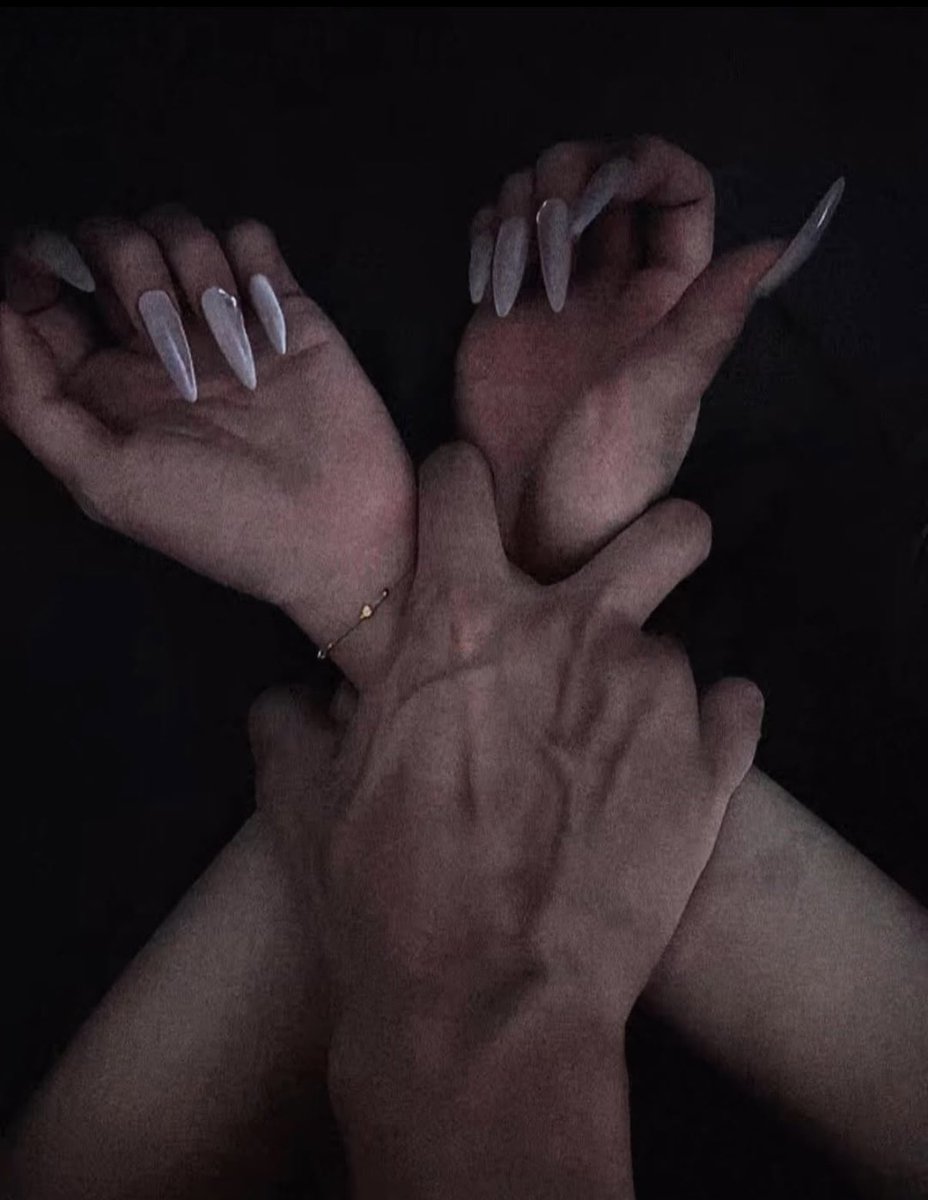 me & who tweet media