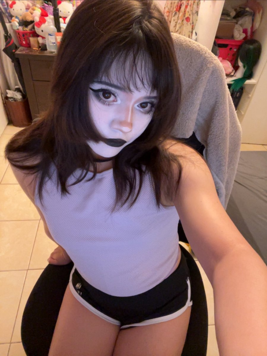 lilorangejuiceprincess tweet media