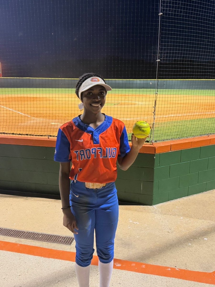 GhsSball's tweet photo. Paige Moore leads off the game with her SIXTH home run of the season and the Lady Admirals get the win in five innings! https://t.co/dpkXEq4Bq4