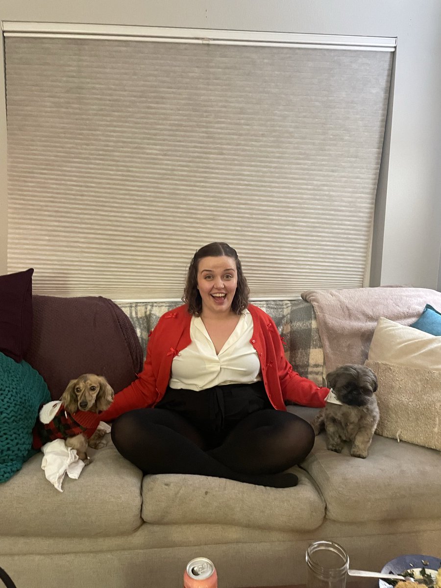 genevieve 💕 tweet media