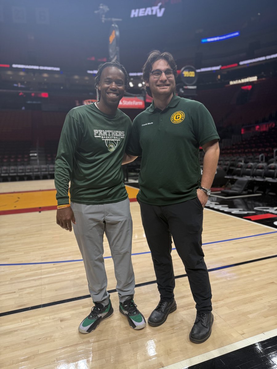 CoachBrandonM's tweet photo. Great Day For the @GCAPanthers what a experience of a lifetime , glad to see the smiles on there faces playing the game they love on a professional stage 
#CourtOfDreams https://t.co/DEnAXp2GgD