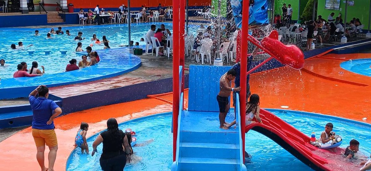 El centro recreativo Brisas del Musún recibe a familias y visitantes que disfrutan de un ambiente fresco y lleno de diversión.

#NicaraguaÚnicaOriginal