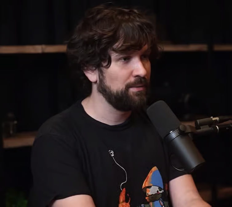 RedLineReportt's tweet image. 🚨BREAKING: Elon Musk calls for top left-wing streamer Destiny to go to prison for "incitement to murder and domestic terrorism" on felony charges.

"He can resume streaming when he has served his term."

"Let him say what he wants, but then also pay the price under the law."