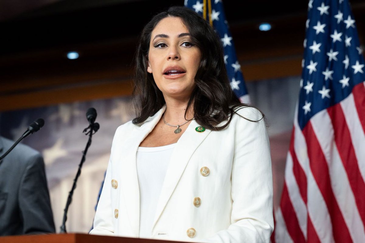 Red Line Report 🇺🇸 tweet media