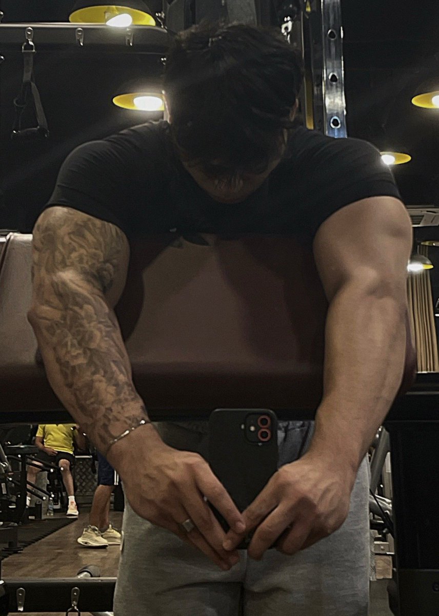 Vincent. tweet media