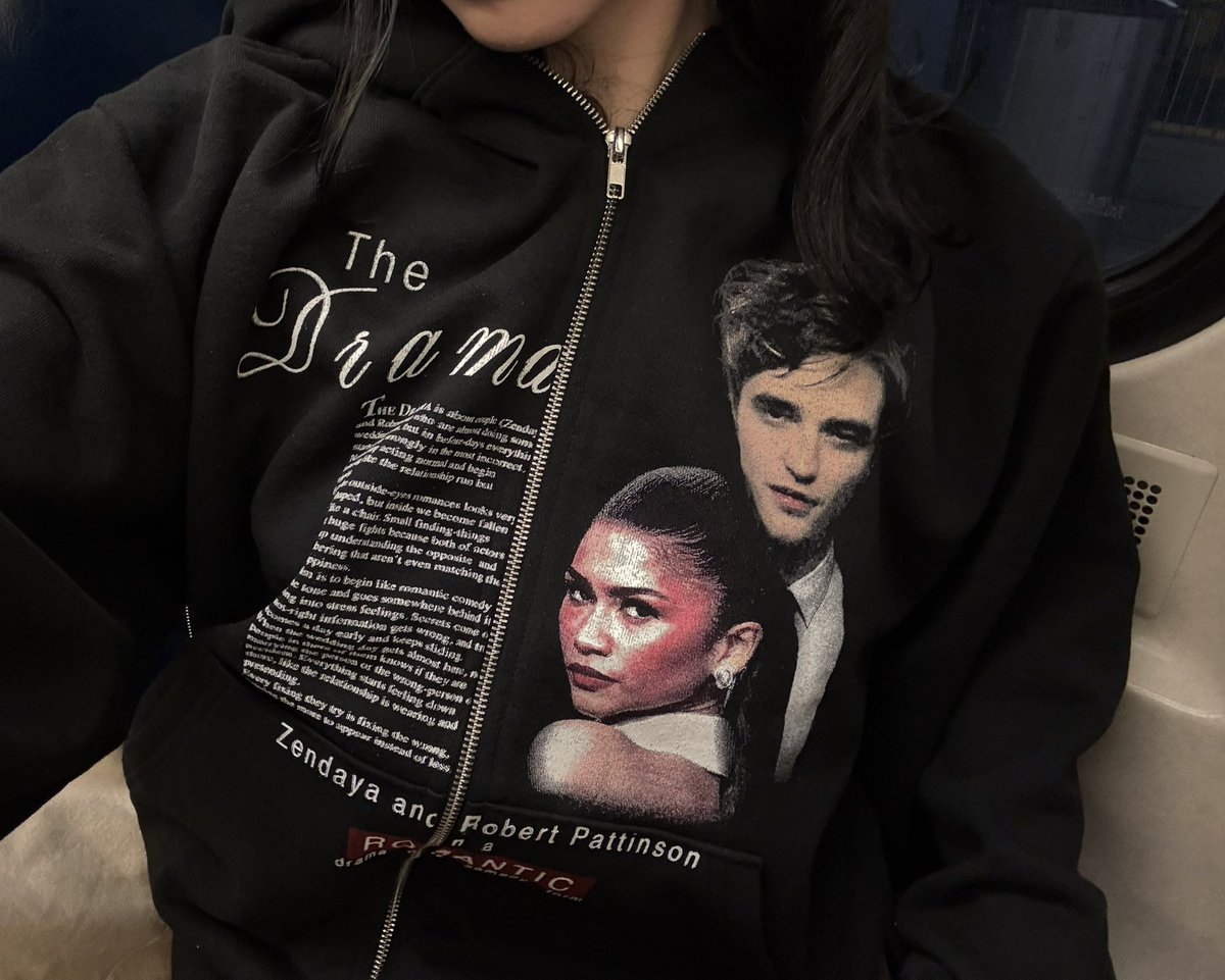 emily is a girl so in love tweet media